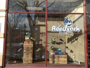 426430_10152521858415160_1025914198_n